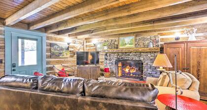 Lovely Flat Rock Cabin From 1905 w/ Fireplace