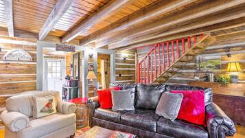 House (1 Bedroom) | Interior