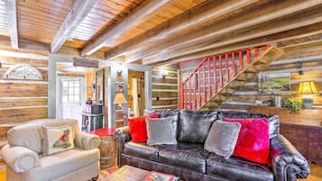 House (1 Bedroom) | Interior