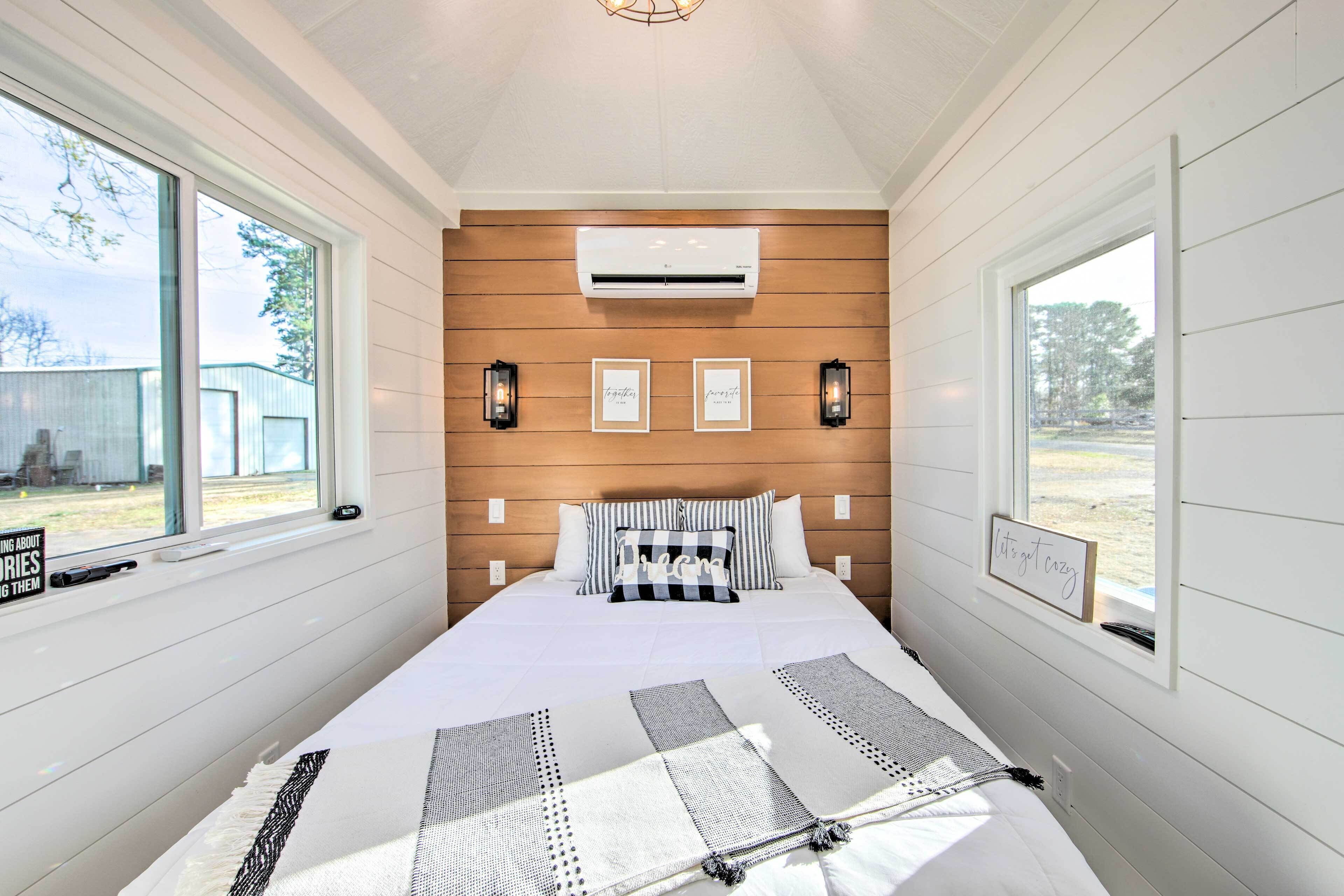 House (1 Bedroom) | Interior