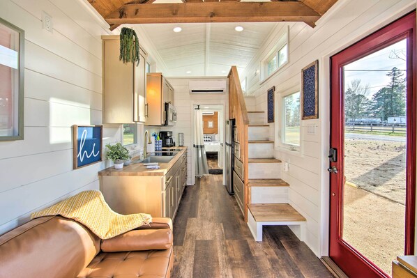 House (1 Bedroom) | Front of property