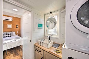 House (1 Bedroom) | Interior - Shared Dock & Lake Access: Daingerfield Tiny Home (Daingerfield)