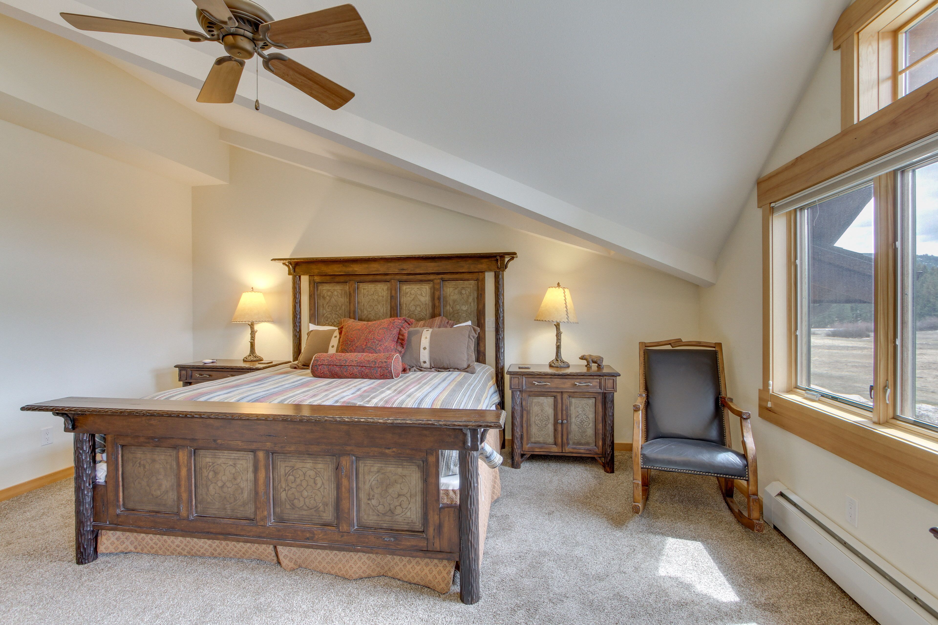 Lovely Big Sky Getaway Near Skiing & Golf!