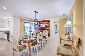 House (4 Bedrooms) | Interior - Canalfront Cape Coral Home w/ Private Dock! (Cape Coral)