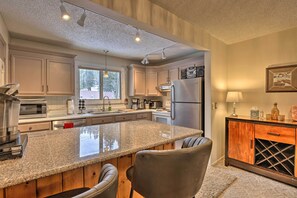 Interior - Condo on Fraser River < 4 Mi to Winter Park Resort (Winter Park)