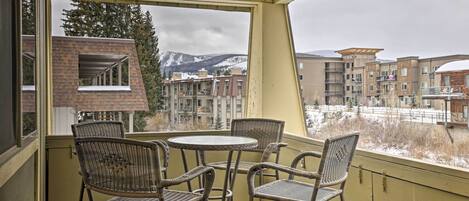 Apartment (2 Bedrooms) | Front of property