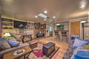 Interior - Pet-friendly Ruidoso Cabin w/ Hot Tub & Fire Pit (Ruidoso)