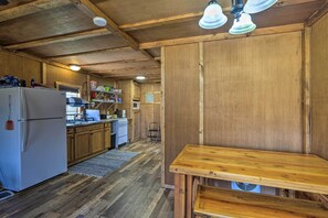 House (1 Bedroom) | Interior