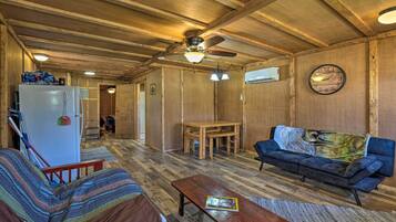 ุงูู
ูุดุฃุฉ ู
ู ุงูุฏุงุฎู