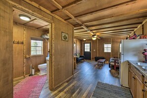 House (1 Bedroom) | Interior