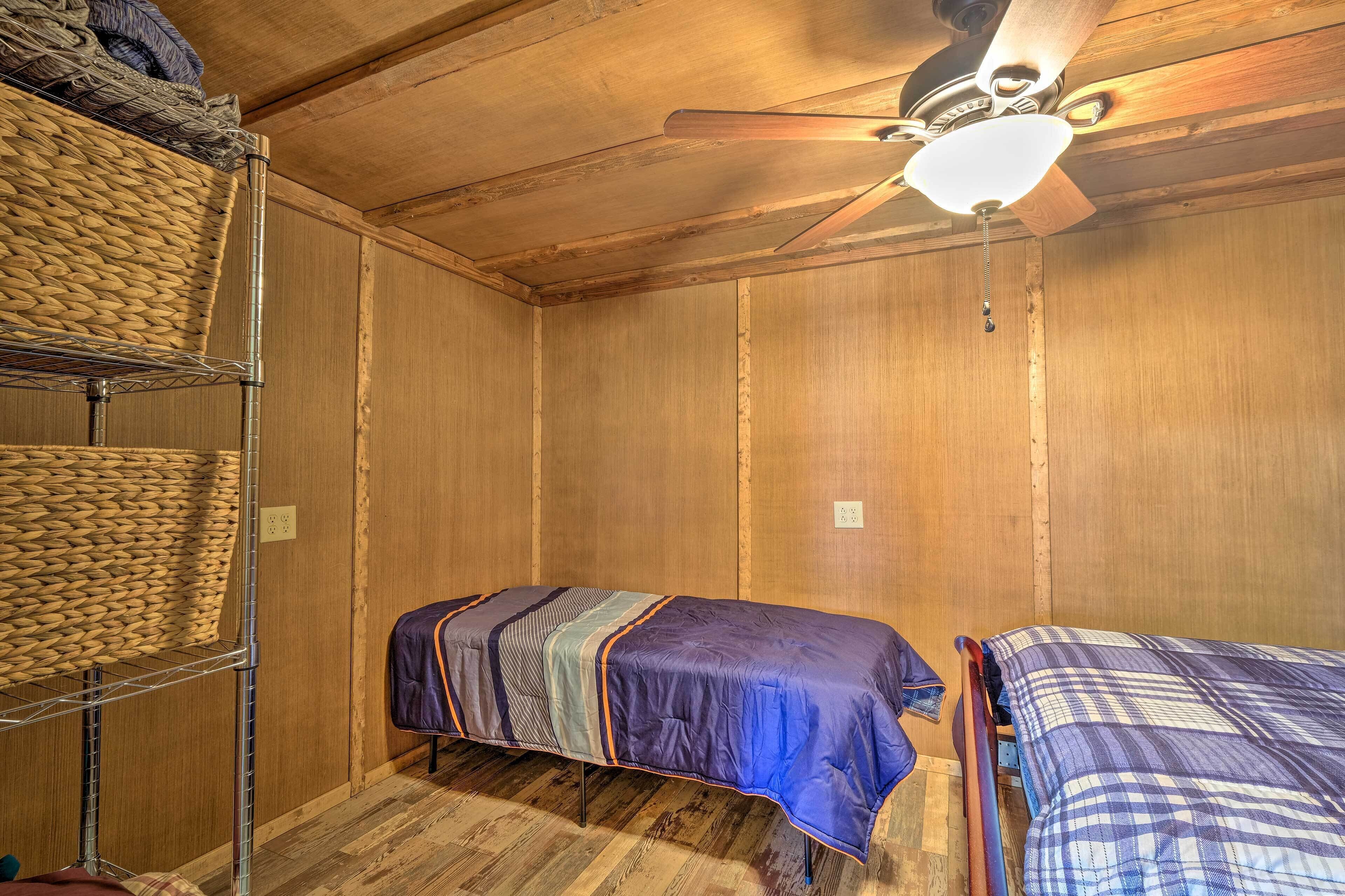 House (1 Bedroom) | Interior