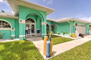 House (3 Bedrooms) | Interior - Private Pool: Waterfront Cape Coral Home! (Cape Coral)