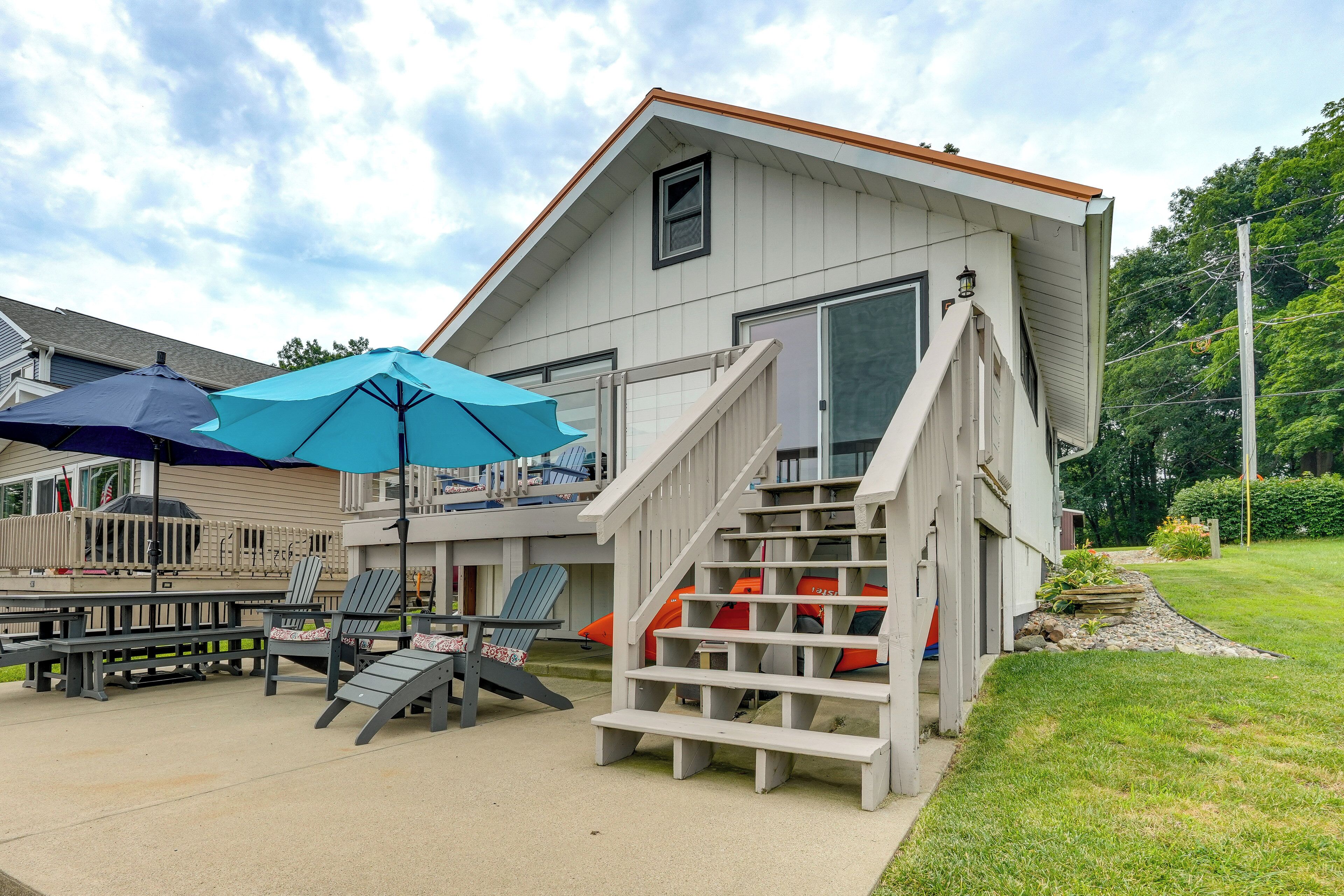 Cottage (1 Bedroom) | Depan hartanah