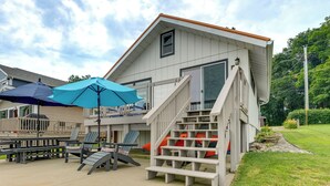 Unclassified image, 4 of 24, button - Lake George Cottage w/ Dock, Fire Pit & Kayaks! (Fremont)