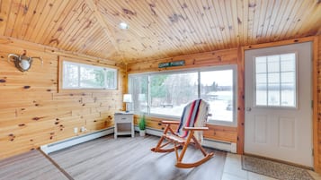 Cottage (3 Bedrooms) | Interior