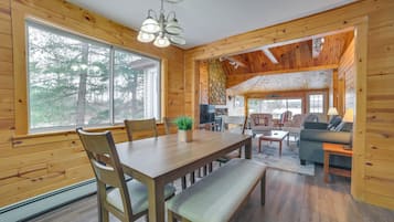 Cottage (3 Bedrooms) | Interior