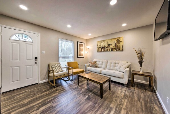 Rumah (3 Bedrooms) | Bagian depan properti