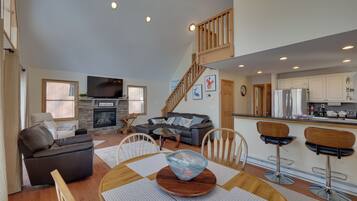 Rumah (3 Bedrooms) | Bagian depan properti