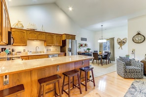 Interior - Walk Downtown: Modern 'coeur D'alene Getaway' (Coeur d'Alene)