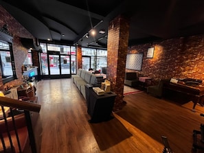 Sala de estar en el lobby