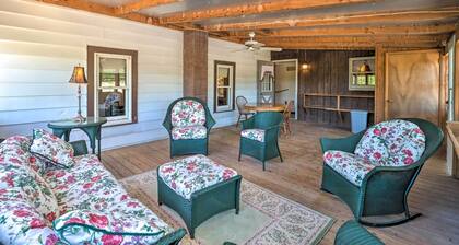 Mifflinburg Farmhouse w/ Deck: Family Friendly!