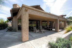 House (2 Bedrooms) | Interior - Country Club Home: 2br, 2 BA + Den ~ 1 Mi to Golf! (Borrego Springs)