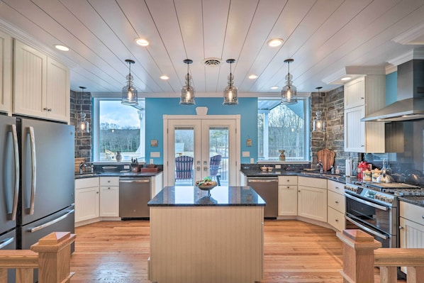 Villa (4 Bedrooms) | Interior