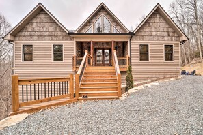 House (4 Bedrooms) | Interior - Mountainside Family Retreat w/ Deck in Banner Elk! (Banner Elk)