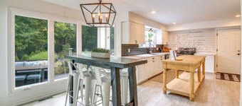 Luxury Maineville Villa w/ Private Pool & Deck