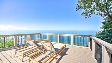 House (3 Bedrooms) | Front of property