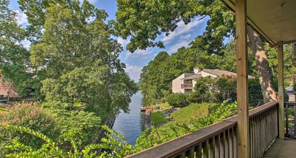 Lake-view Balcony: Sunny Hot Springs Condo!