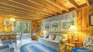 Cottage (3 Bedrooms) | Interior