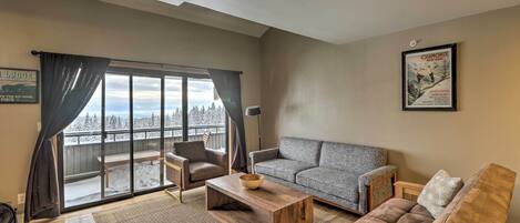 Apartment (2 Bedrooms) | Front of property