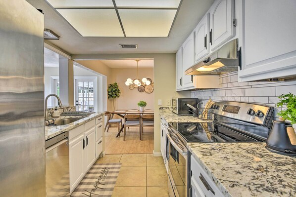 House (2 Bedrooms) | Interior