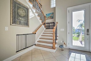 Hús (5 Bedrooms) | Að innan