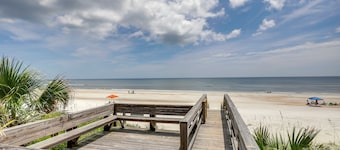 St Augustine Resort Condo - Walk to Crescent Beach
