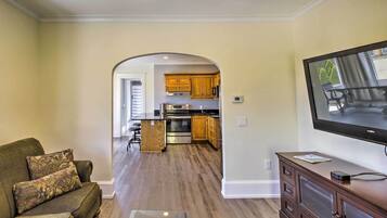 Apartment (1 Bedroom) | Interior