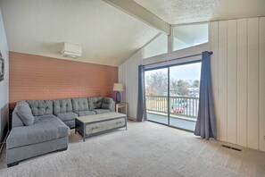 House (3 Bedrooms) | Interior - Millcreek Home w/ Mtn View < 8 Mi to Slc! (Salt Lake City)