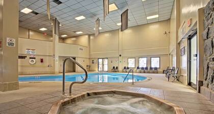 2 Mi to Skiing! Resort-style Beech Mountain Condo