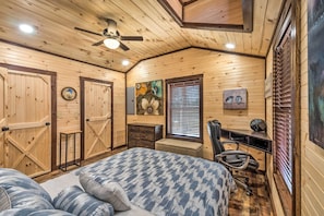 House (1 Bedroom) | Interior - Somerset Cabin, Close to Lake Access! (Somerset)