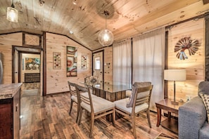 House (1 Bedroom) | Interior