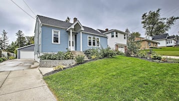 House (2 Bedrooms) | Bahagian dalam