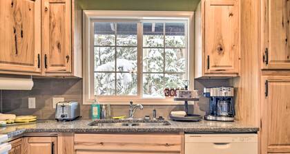 Cozy Condo on Fall River - 1 Mile to Rmnp Gate!