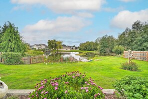 House (4 Bedrooms) | Front of property - Upscale Home w/ Indoor Sauna on Sunset Pond! (Ferndale)