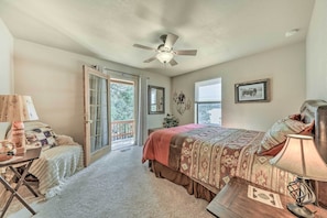 House (3 Bedrooms) | Interior - Charming Ruidoso Home w/ Deck & Lovely Views! (Ruidoso)