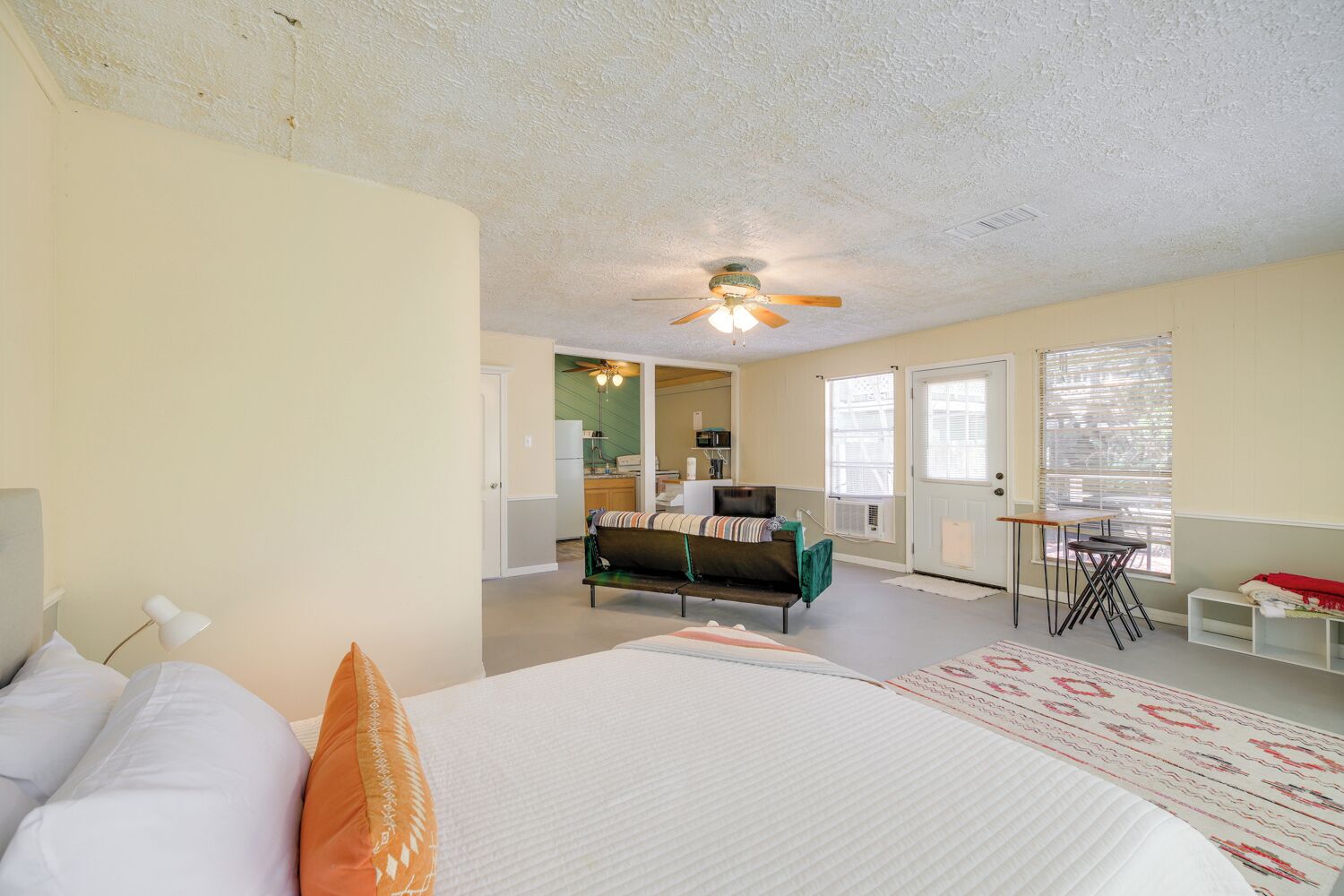 Galveston Bay Vacation Rental, 1/2 Mile Away!