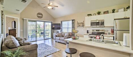 Apartment (3 Bedrooms) | Front of property