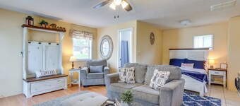 12 Mi to Eureka Springs: Charming Studio Retreat