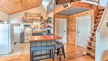 Apartment (0 Bedroom) | Interior