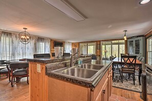 Casa (2 Bedrooms) | Interior